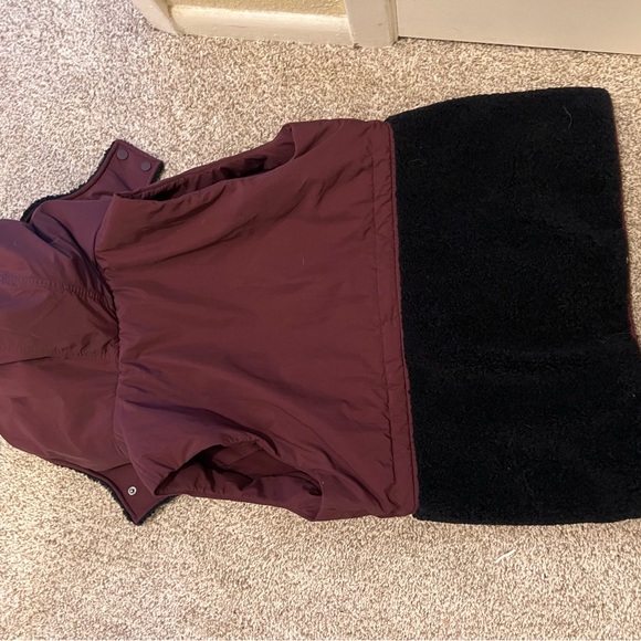 NWOT sweaty Betty fleece block vest - Picture 3 of 5